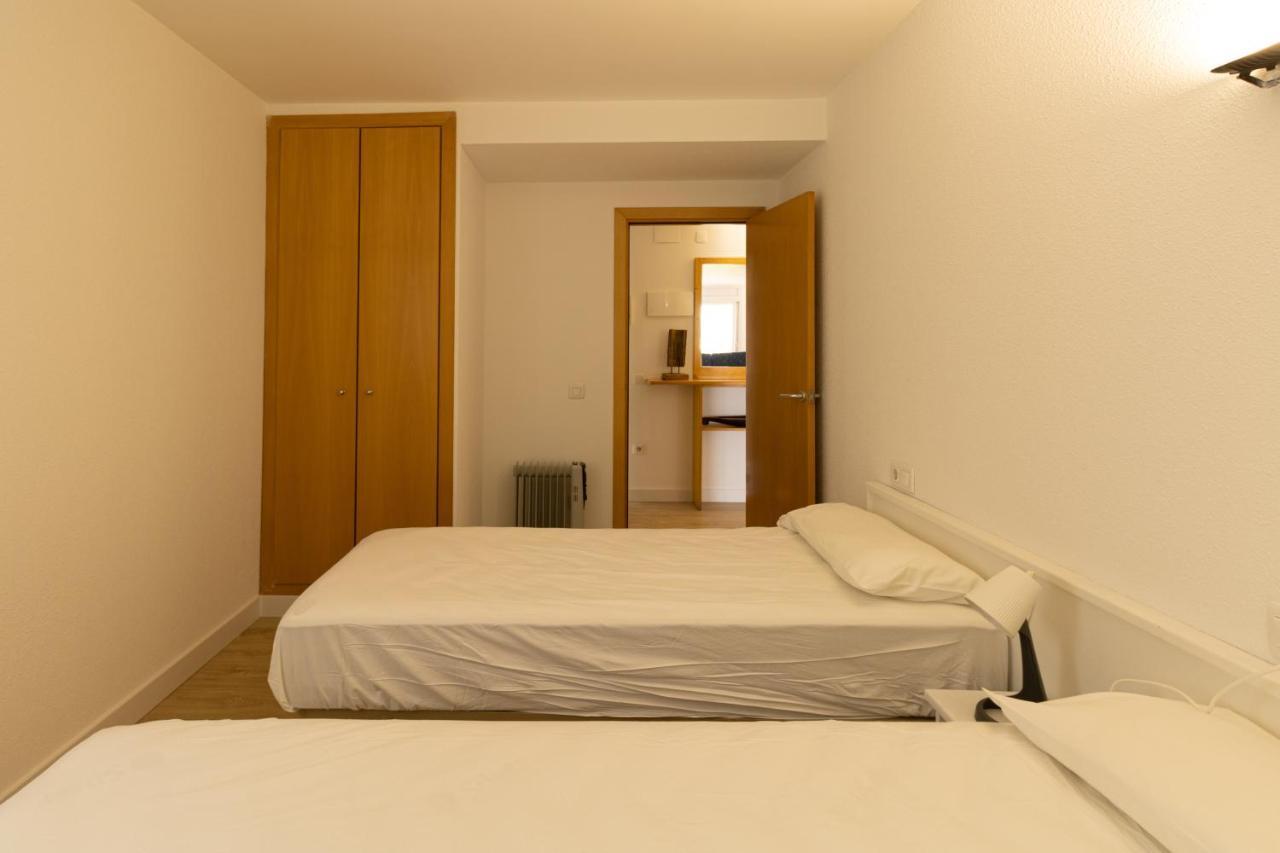 Vista Roses Mar - Apartamento Con Piscina II Eksteriør billede